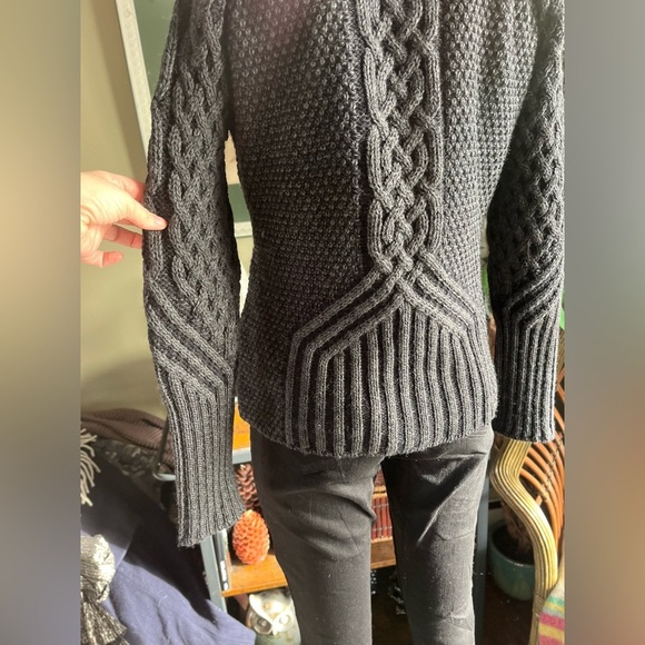 Aran Crafts Charcoal Merino Wool Knit - Picture 7 of 8